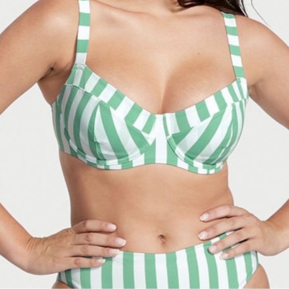 NWT Victorias Secret PushUp Bikini Top
